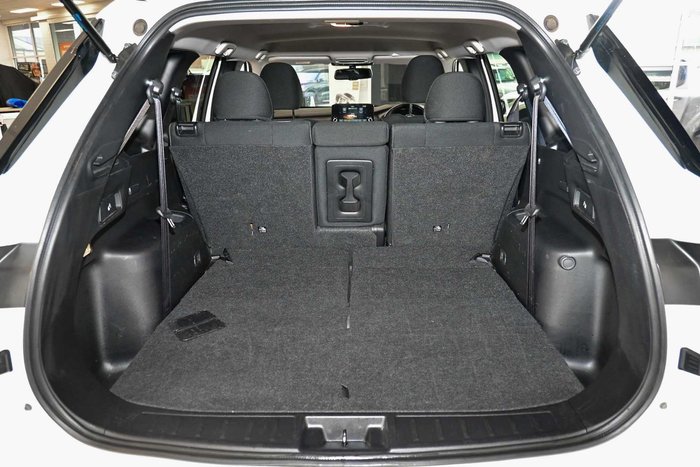 2024 Mitsubishi Outlander LS