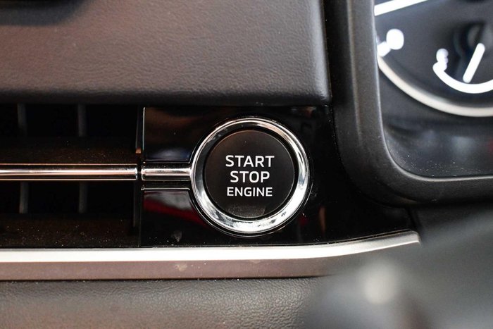 2024 Mitsubishi Outlander LS