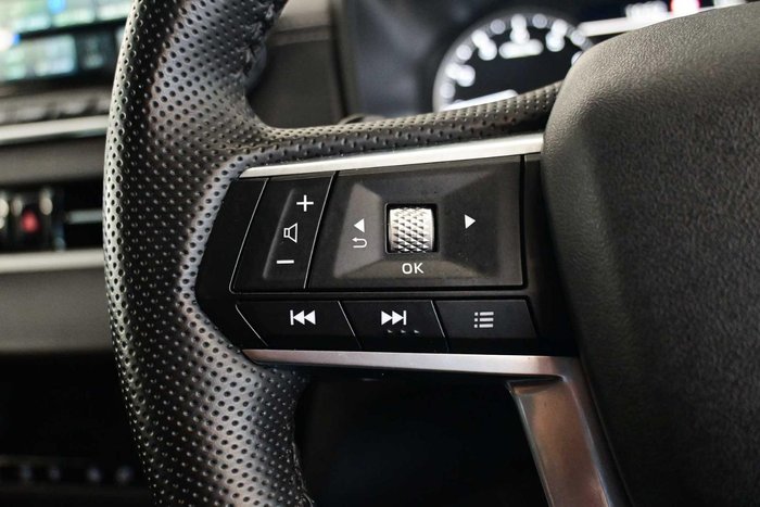 2024 Mitsubishi Outlander LS