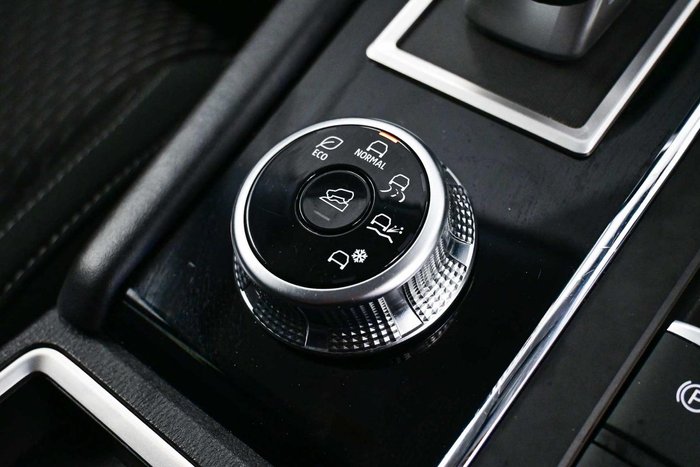 2024 Mitsubishi Outlander LS