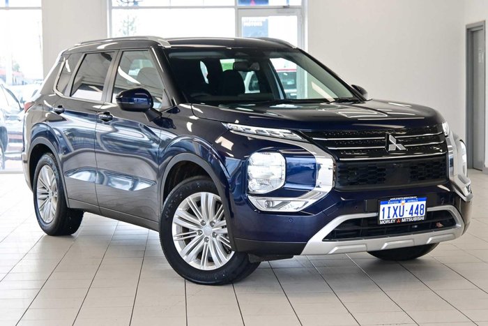 2024 Mitsubishi Outlander LS