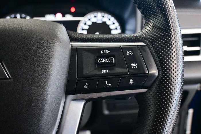 2024 Mitsubishi Outlander LS