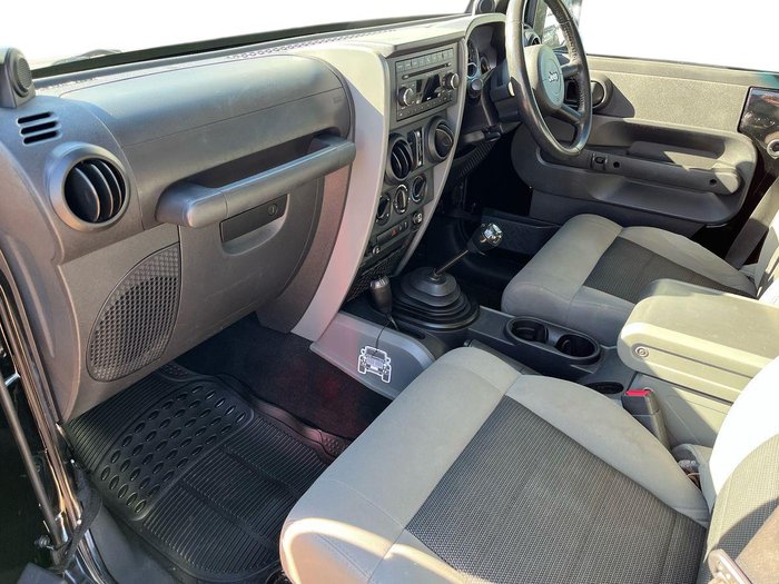 2010 Jeep Wrangler Unlimited Sport