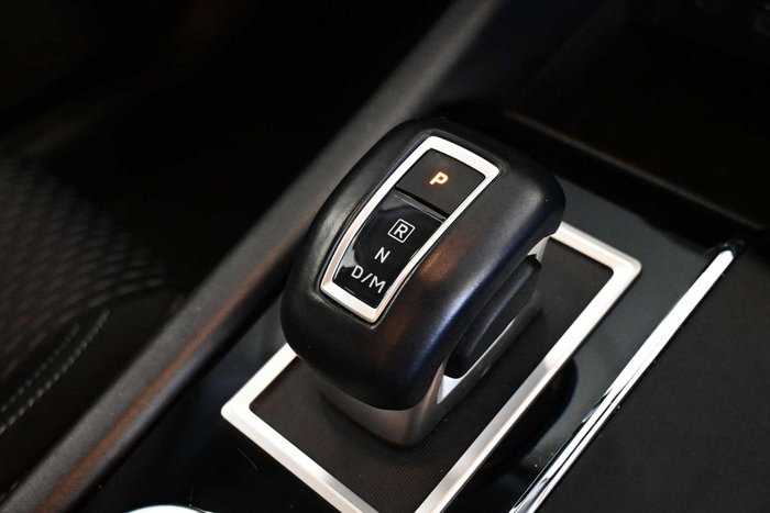 2024 Mitsubishi Outlander LS