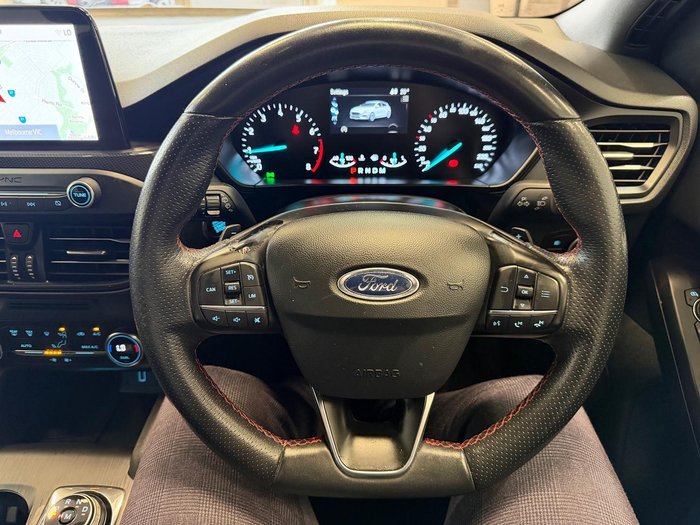 2019 Ford Focus ST-Line