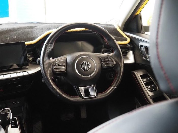 2024 MG MG5 Essence