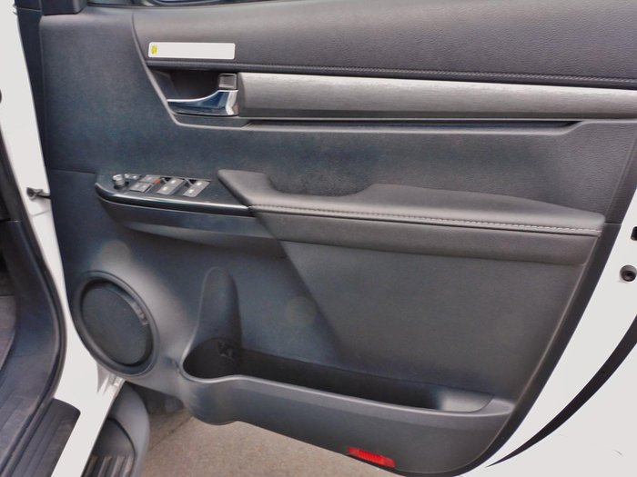 2023 Toyota Hilux Rogue