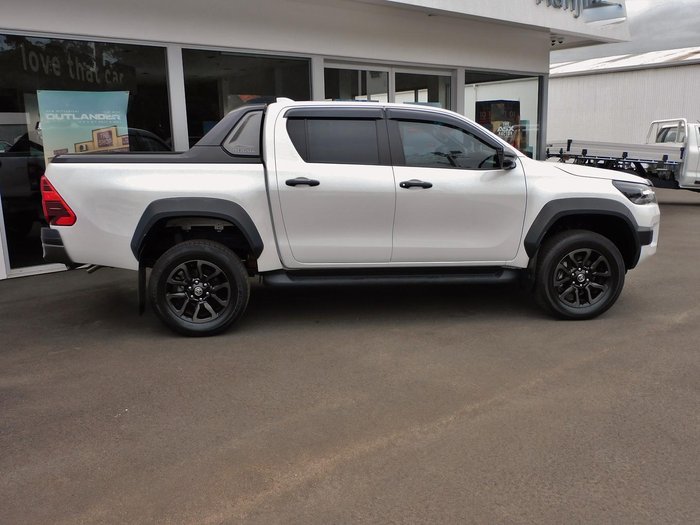 2023 Toyota Hilux Rogue