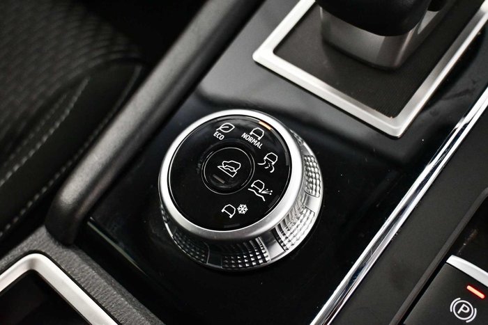 2024 Mitsubishi Outlander LS