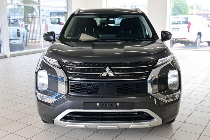 2024 Mitsubishi Outlander LS