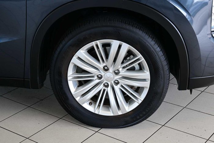 2024 Mitsubishi Outlander LS