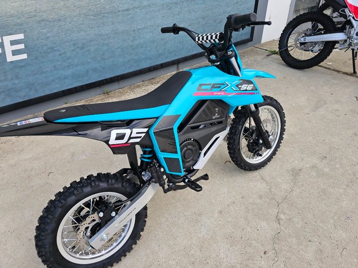 2026 CFMOTO CX-5E Blue