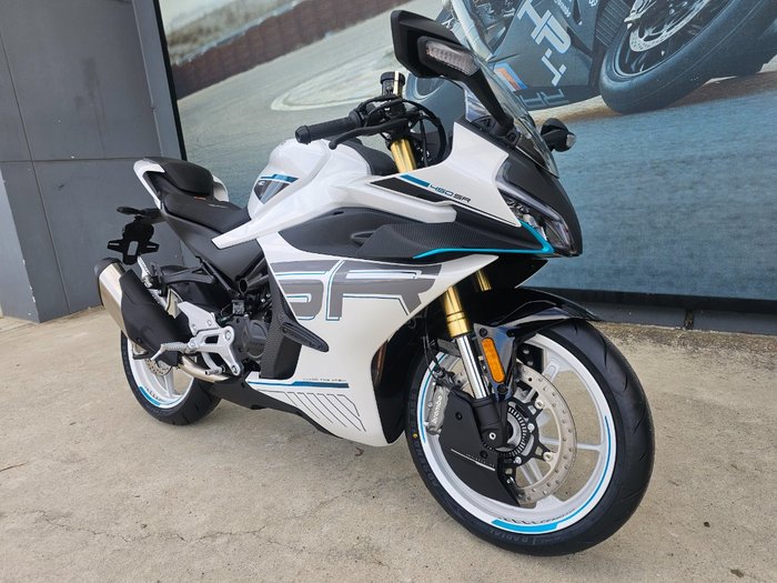 2026 CFMOTO 450 SR ABS White