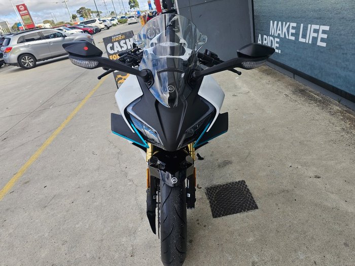 2026 CFMOTO 450 SR ABS White