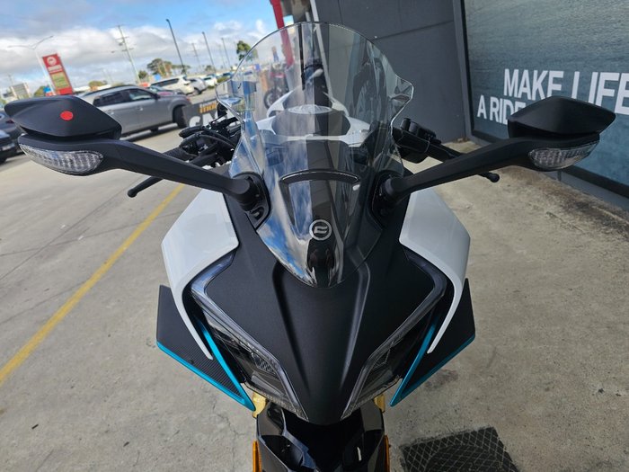 2026 CFMOTO 450 SR ABS White