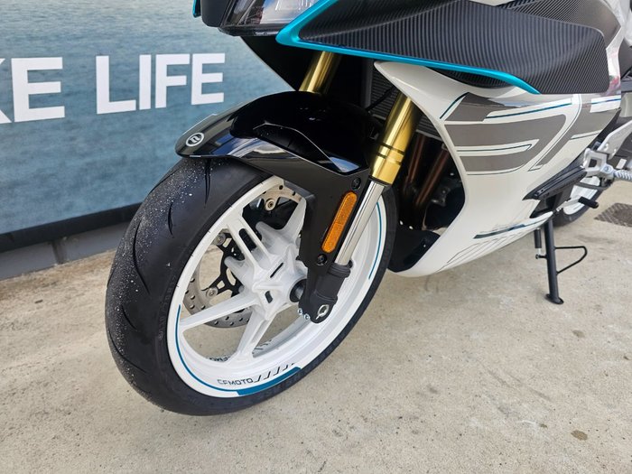 2026 CFMOTO 450 SR ABS White