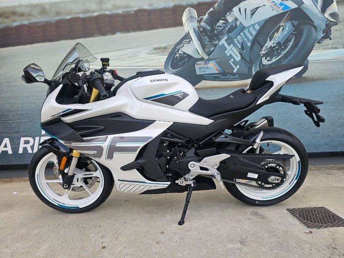 2026 CFMOTO 450 SR ABS White