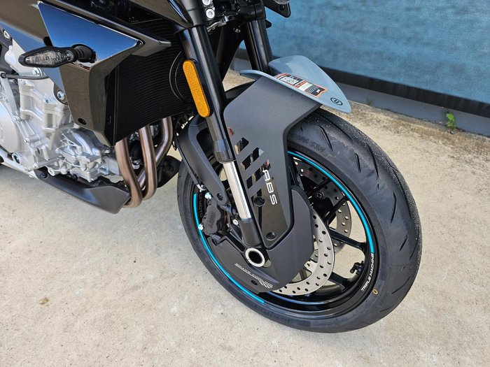 2026 CFMOTO 675 NK GREY