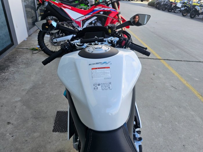 2026 CFMOTO 675 SR-R White