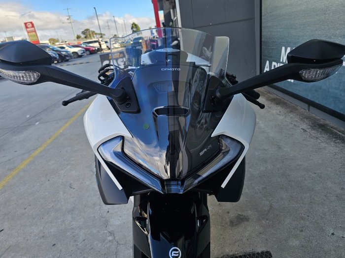 2026 CFMOTO 675 SR-R White