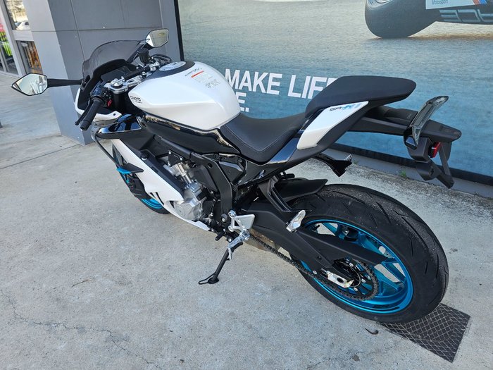 2026 CFMOTO 675 SR-R White