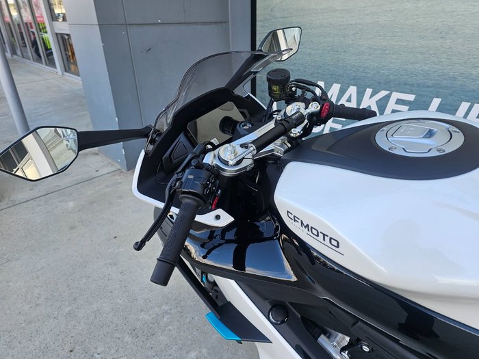 2026 CFMOTO 675 SR-R White