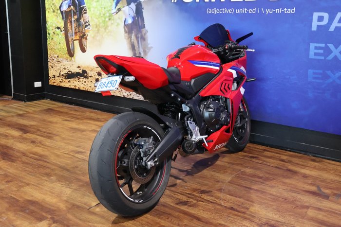 2024 Honda CBR650R Red