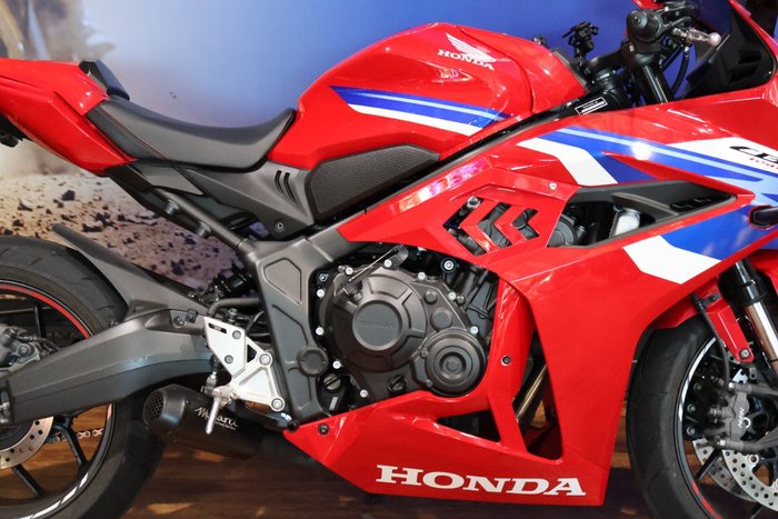 2024 Honda CBR650R Red