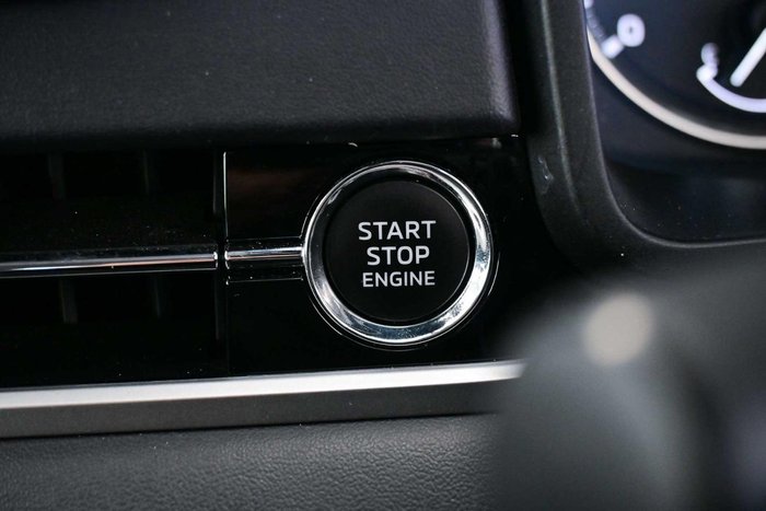 2024 Mitsubishi Outlander LS