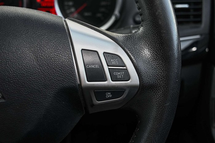 2012 Mitsubishi Lancer LX