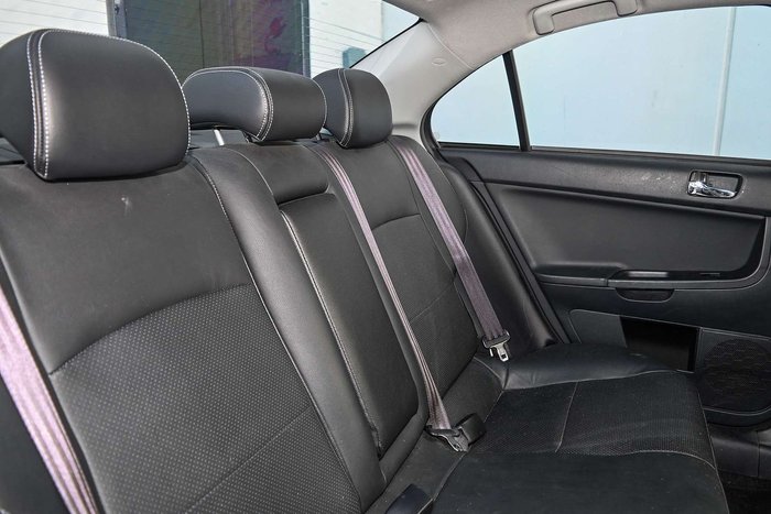 2012 Mitsubishi Lancer LX