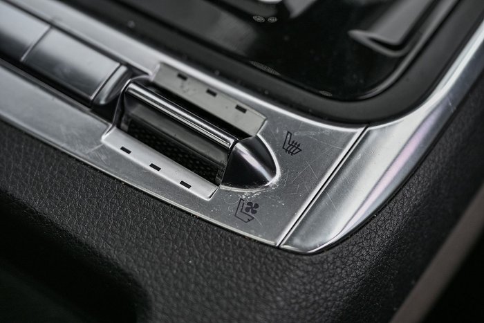 2024 Kia Carnival GT-Line