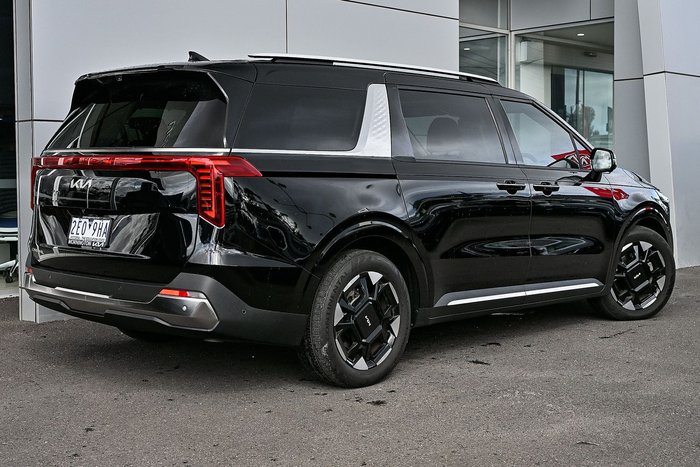 2024 Kia Carnival GT-Line