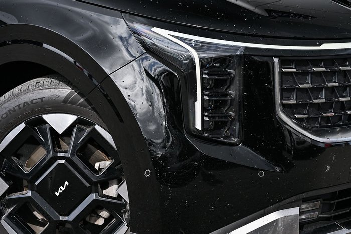 2024 Kia Carnival GT-Line