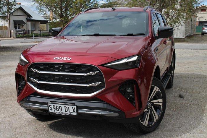 2025 Isuzu MU-X LS-T