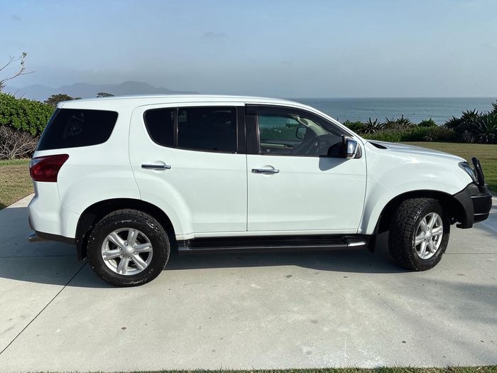 2015 Isuzu MU-X LS-U