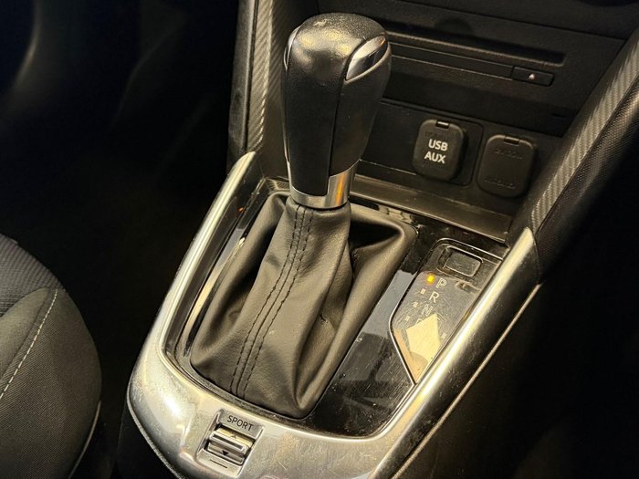 2014 Mazda 2 Maxx