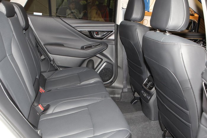 2025 Subaru Outback AWD Touring