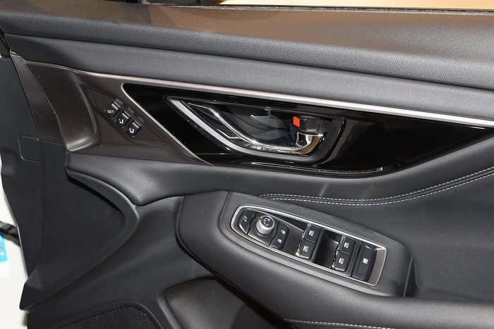 2025 Subaru Outback AWD Touring