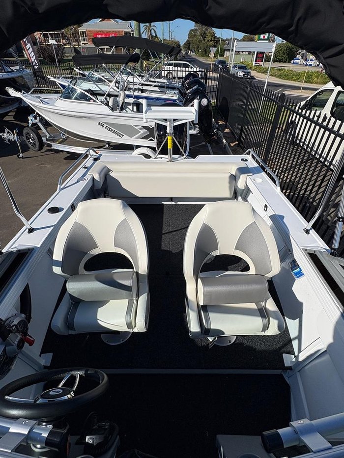 2026 QUINTREX 481 Fishabout Pro