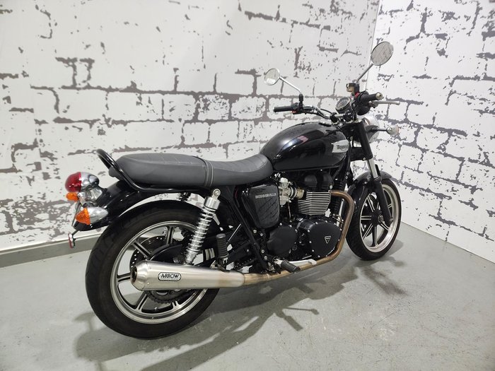 2014 Triumph Bonneville T100 (865cc) Bonneville Black