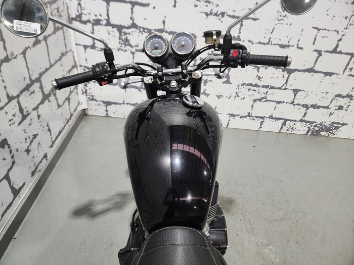 2014 Triumph Bonneville T100 (865cc) Bonneville Black