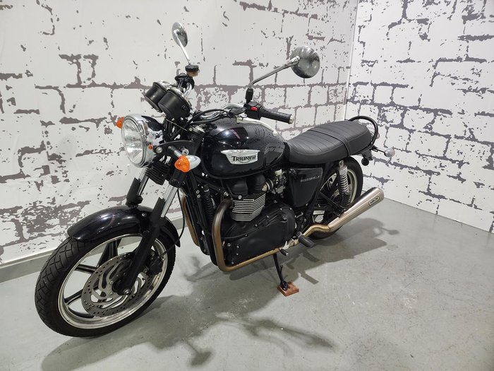 2014 Triumph Bonneville T100 (865cc) Bonneville Black