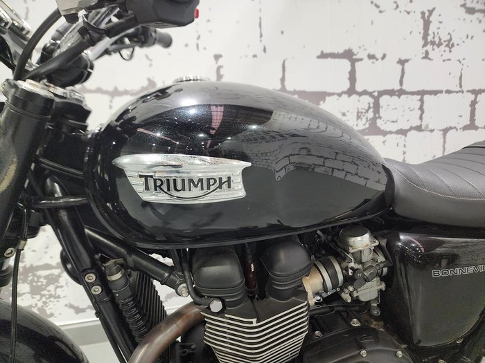 2014 Triumph Bonneville T100 (865cc) Bonneville Black