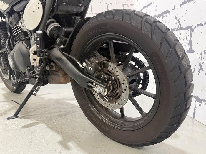 2025 Triumph Scrambler 400 X Scrambler Green