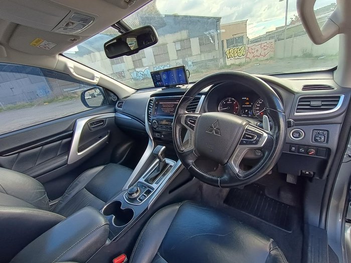 2016 Mitsubishi Pajero Sport GLS