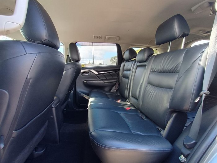 2016 Mitsubishi Pajero Sport GLS