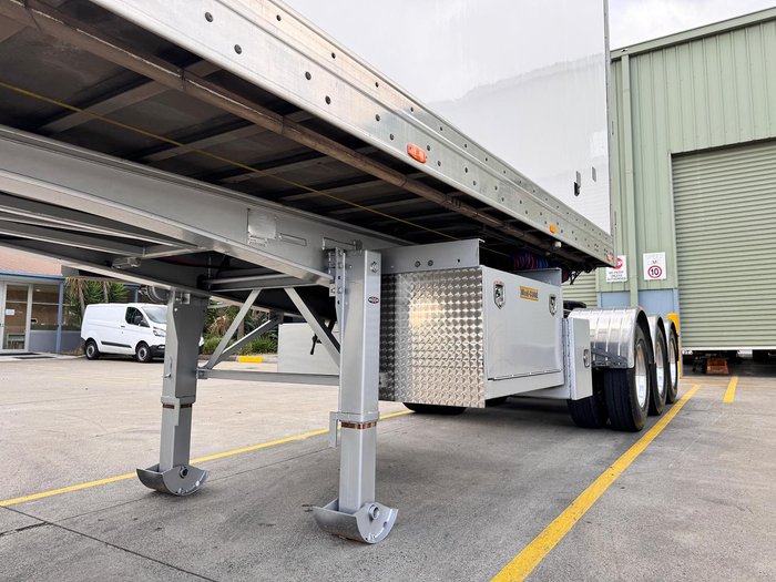 2013 Maxitrans St3 Lead A