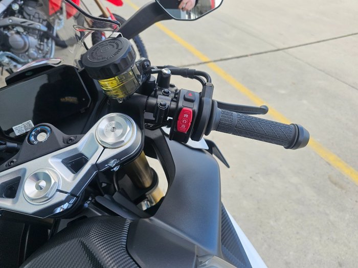 2026 CFMOTO 450 SR S White