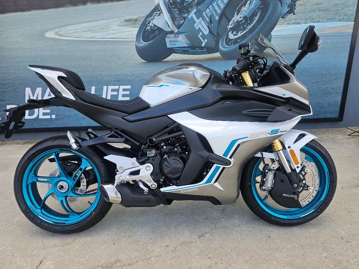 2026 CFMOTO 450 SR S White